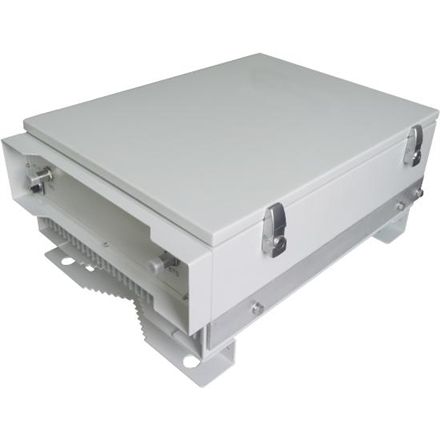 Repetidor EGSM 900 - 33dBm - 83dB +4000m2 - SLEE2027